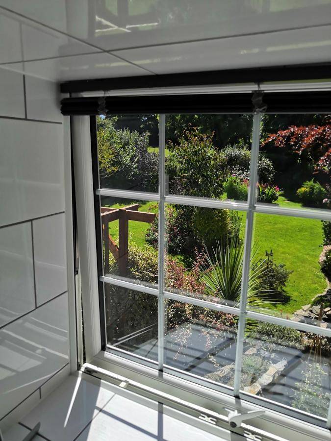 Captivating Isolde Cottage With Pool Near St Ives 캠본 외부 사진